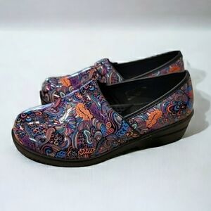 Rasolli Skid Resist Clogs - Size 8.5